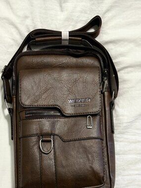 Weixier Cross Body Sachel